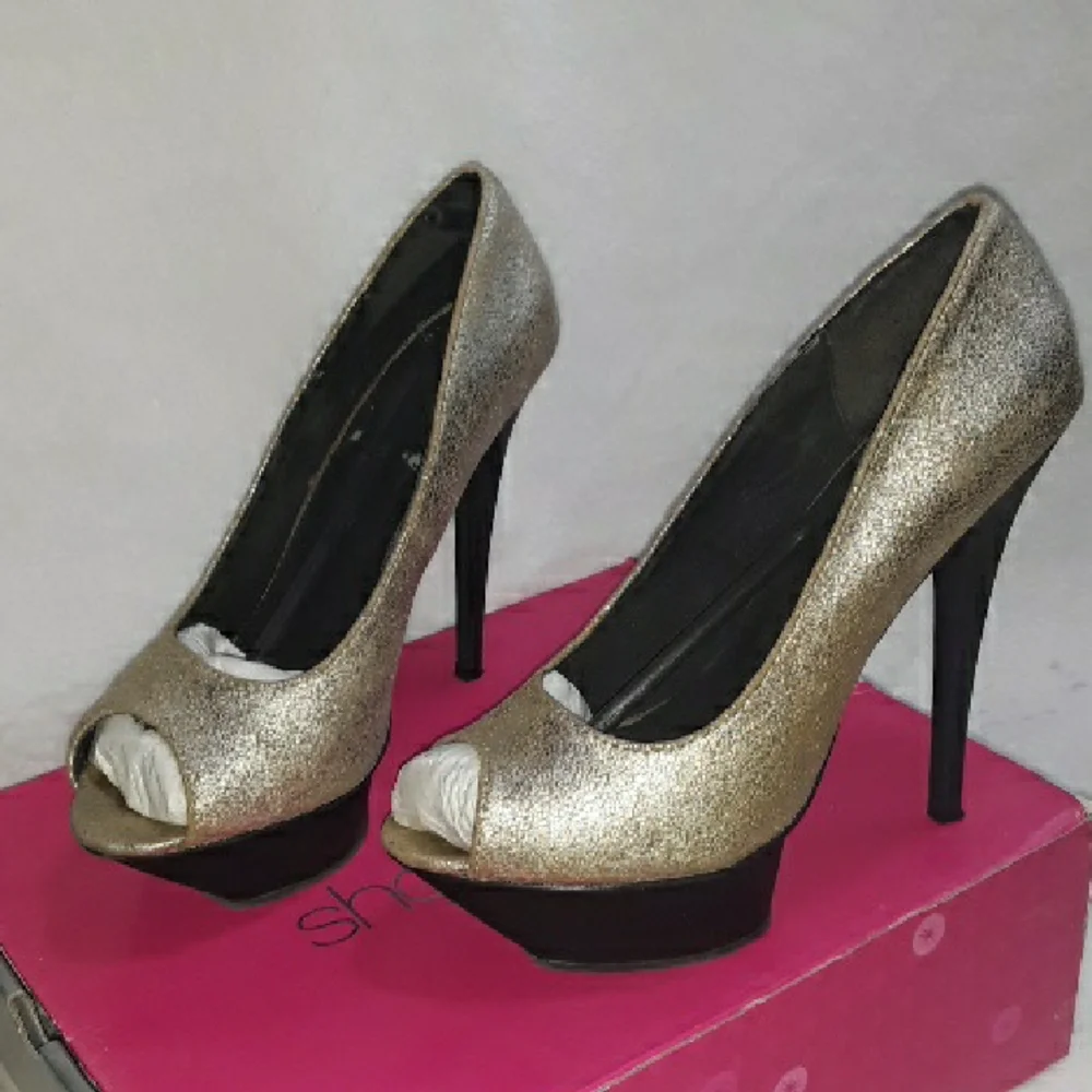**SOLD** Silver Peep Toe Heels - Picture 1 of 11